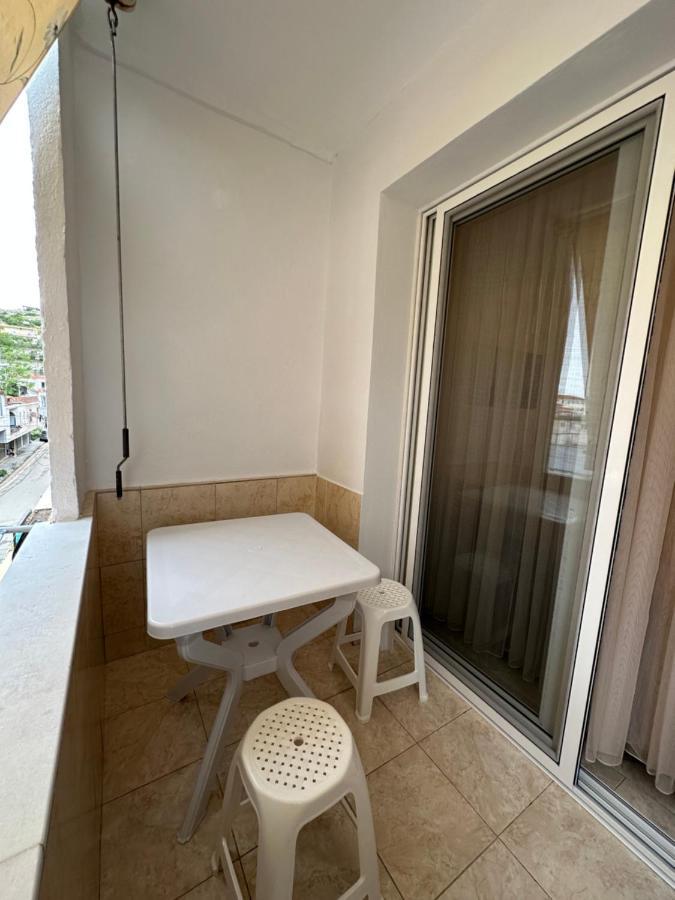 B&S Saranda Apartment Eksteriør bilde